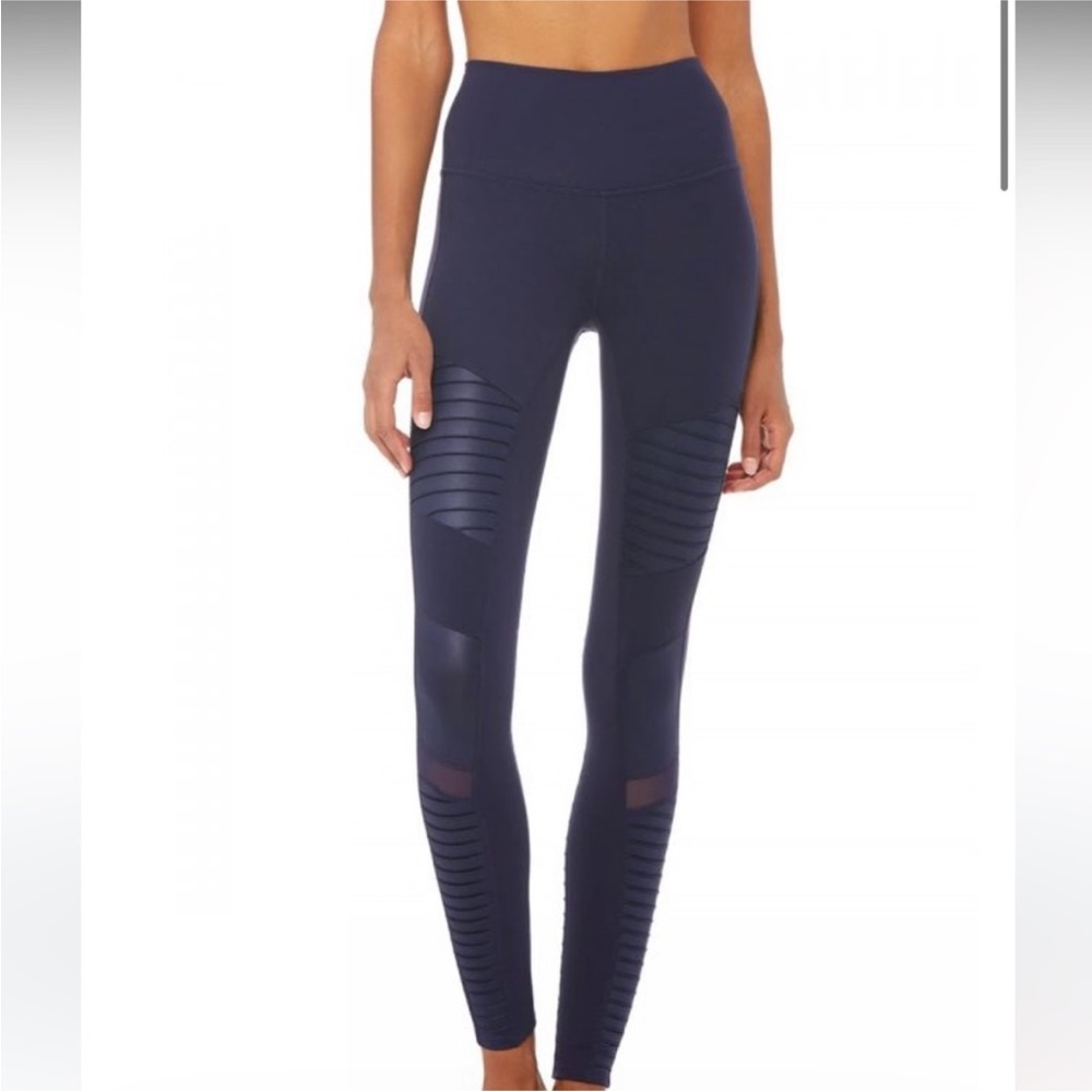 Alo yoga leggings Sz Xs Moving sale